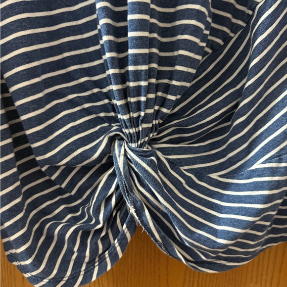 Universal Thread Navy and White Striped Long Sleeve Top w/ Knotted Twist Bottom - Picture 2 of 4